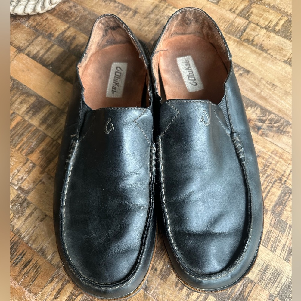 Olukai men’s 13 black leather